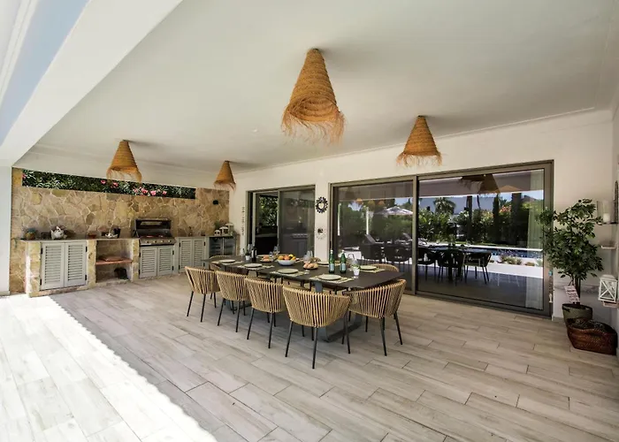 Dazzling Magorian 4 Bedrooms Spacious Furnished * Almancil