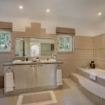 Dazzling Magorian 4 Bedrooms Spacious Furnished Almancil