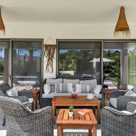 Dazzling Almancil Villa Villa Magorian 4 Bedrooms Spacious Furnished Sun Terrace Private Outdoor Pool Bbq Facilities Shaded Outdoor, Villa Almancil