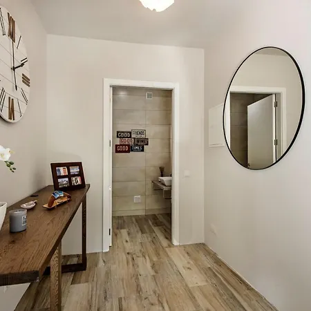 ヴィラ Dazzling Magorian 4 Bedrooms Spacious Furnished *