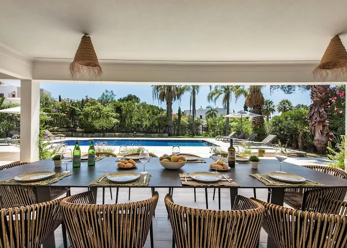 Dazzling Magorian 4 Bedrooms Spacious Furnished * Almancil